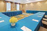 Functional Hall Best Western Plus Miami Executive Airport Hotel &
