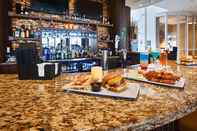 Bar, Cafe and Lounge Best Western Plus Miami Executive Airport Hotel &