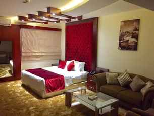 Haven Plaza Hotel, THB 4,321.25