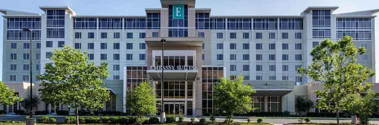 Exterior Embassy Suites Elizabeth Newark Airport