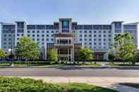 Exterior Embassy Suites Elizabeth Newark Airport