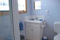 Toilet Kamar Anchor Down Cottages