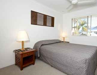 Bedroom 2 Pelican Beach Resort