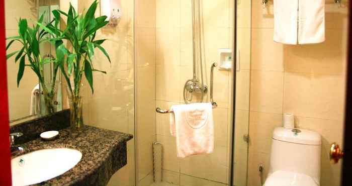 Toilet Kamar Greentree Inn Luoyang Peony Square Business Hotel