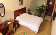 Kamar Tidur 3 Greentree Inn Heifei Jinding Plaza Business Hotel