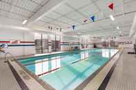 Swimming Pool La Quinta Inn Johnson City