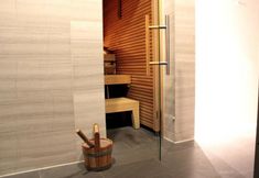 Others 4 June Six Hotel Berlin