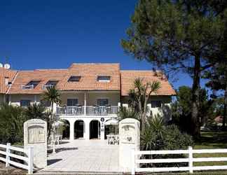 Exterior 2 Logis Hôtel les Vagues