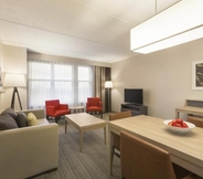 Common Space 5 Country Inn & Suites by Radisson, Bloomington at M