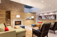 Lobby Country Inn & Suites by Radisson, Bloomington at M