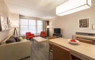 Common Space 7 Country Inn & Suites by Radisson, Bloomington at M