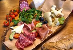 Restoran 4 Artist Riverside