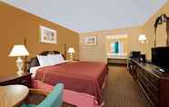 Kamar Tidur 5 Howard Johnson by Wyndham Cleveland