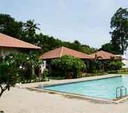 Swimming Pool 5 Hotel Riverside Resort and Spa Kumbakonam