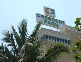 ภายนอกอาคาร 2 Crescent Park Hotel