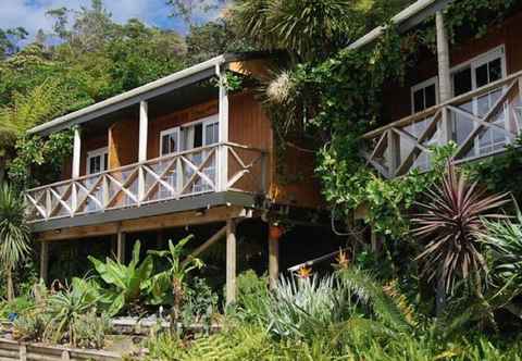 Exterior Anchor Lodge Resort