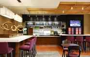 Bar, Cafe and Lounge 2 Courtyard by Marriott Charlotte Airport North