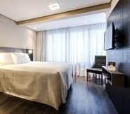 Bilik Tidur 7 Grand Mercure Curitiba Rayon