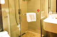 In-room Bathroom Xin Hua