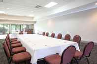 Functional Hall Ramada By Wyndham Duncan Cowichan Valley