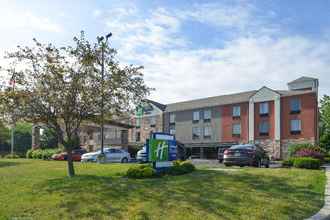 Bedroom 4 Holiday Inn Express Hotel & Suites Dayton - Huber