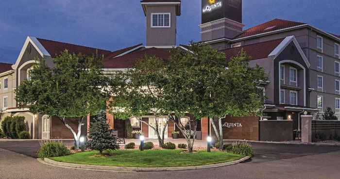 Luar Bangunan La Quinta Inn & Suites Denver Airport