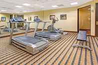 Fitness Center Ramada by Wyndham Englewood Hotel & Suites