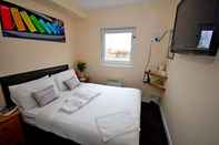 Bedroom Metro Inns Falkirk