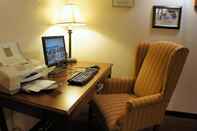 ห้องประชุม Pictured Rocks Inn & SuitesWebsiteDirections