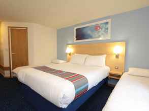 Bedroom 4 Travelodge Edinburgh Dreghorn