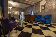 大堂 The Salisbury