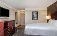 Bedroom 7 La Quinta Inn & Suites Fresno Riverpark