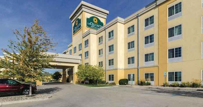 Bangunan La Quinta Inn & Suites Fargo