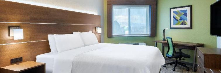 Bedroom Holiday Inn Express & Suites Colorado Springs Airp