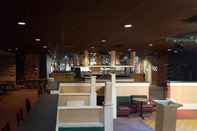 Quầy bar, cafe và phòng lounge Extend a Suites Fort Smith