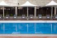 Swimming Pool Crowne Plaza Port Moresby