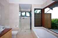 In-room Bathroom La Vista Byron Bay