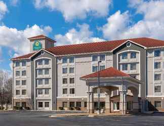 Exterior 2 La Quinta Inn & Suites Atlanta Douglasville