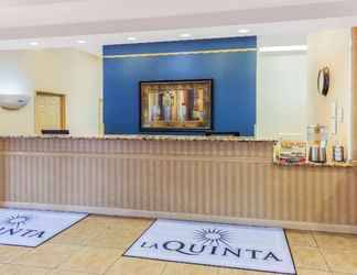 Lobby 2 La Quinta Inn & Suites Hobbs