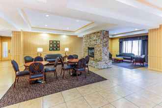 Lobby 4 La Quinta Inn & Suites Hobbs