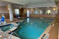 สระว่ายน้ำ Country Inn & Suites Athens