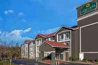 Exterior La Quinta Inn & Suites Atlanta South - Newnan