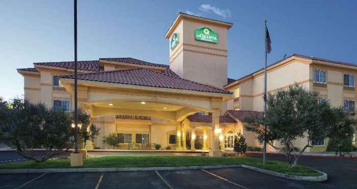 Exterior La Quinta Inn & Suites Albuquerque-Midtown/Univers