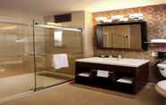 In-room Bathroom 3 Resorts Atlantic City