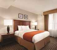 Bilik Tidur 4 Country Inn & Suites Lawrenceville