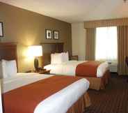 Bilik Tidur 2 Country Inn & Suites Lawrenceville