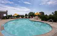 Swimming Pool 6 Days Inn by Wyndham Absecon Atlantic City Area