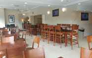 Restaurant 3 Wingate By Wyndham Atlantic City West