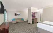 Bilik Tidur 2 La Quinta Inn  by Wyndham Latham Albany Airport