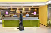 Lobi Holiday Inn Express Ahmedabad Ashram Road